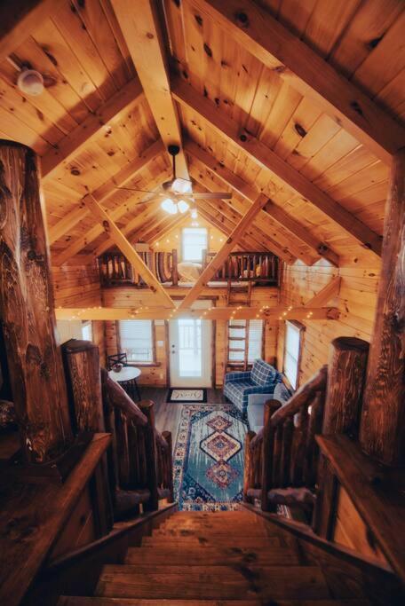 Charming Lakeview Cabin Near Geneva-On-The-Lake! Ashtabula Buitenkant foto