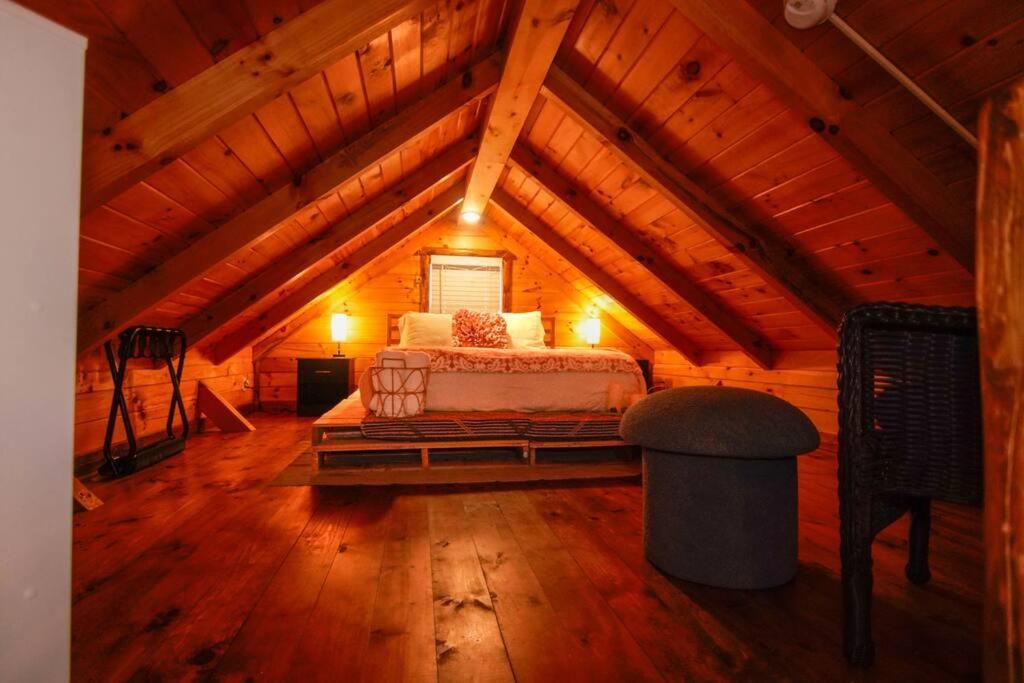 Charming Lakeview Cabin Near Geneva-On-The-Lake! Ashtabula Buitenkant foto